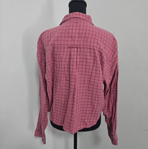American Eagle Pink Plaid Cropped Flannel Shirt Double-pocket Large - Picture 4 of 6